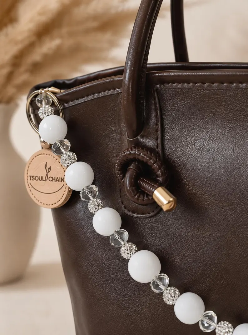 Alba Pure Weiße Perlen Taschenkette – Elegante Aesthetic Bag Chain, handgemachtes Geschenk für Frauen – Bild 3