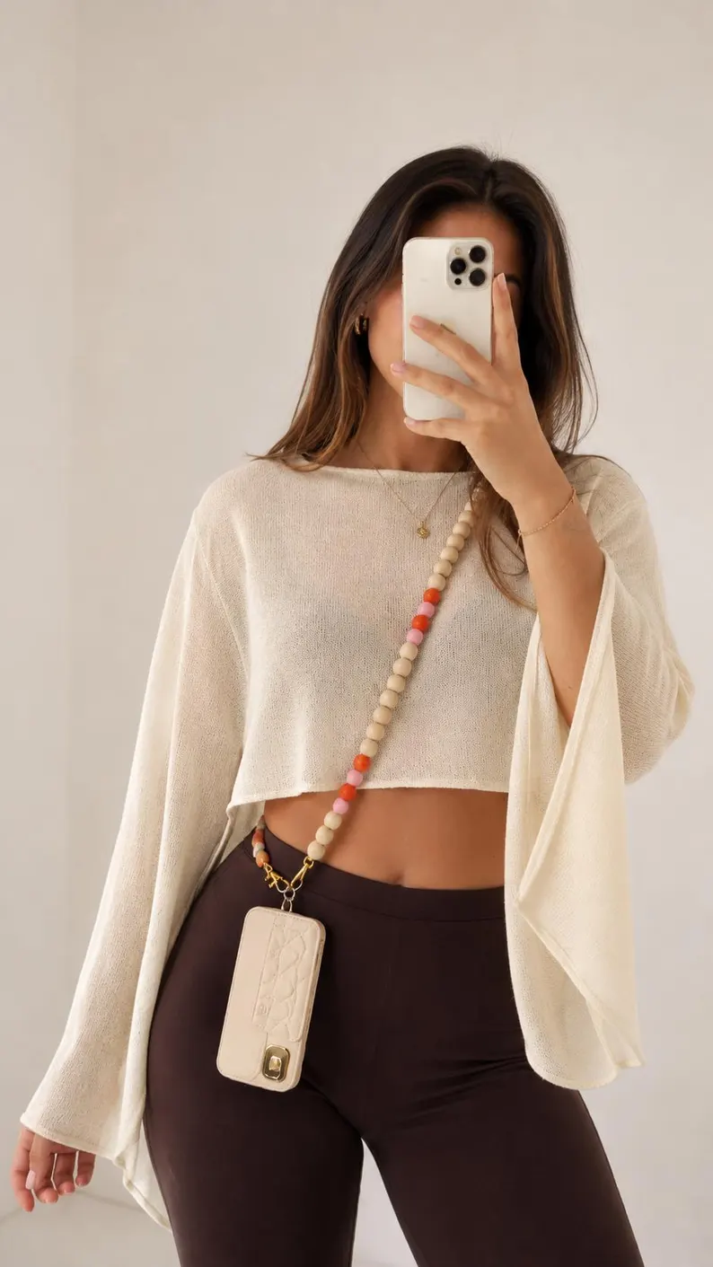 Handykette zum Umhängen mit Holzperlen Beige – Handmade Crossbody Handband Verschiedenfarbig – Bild 2