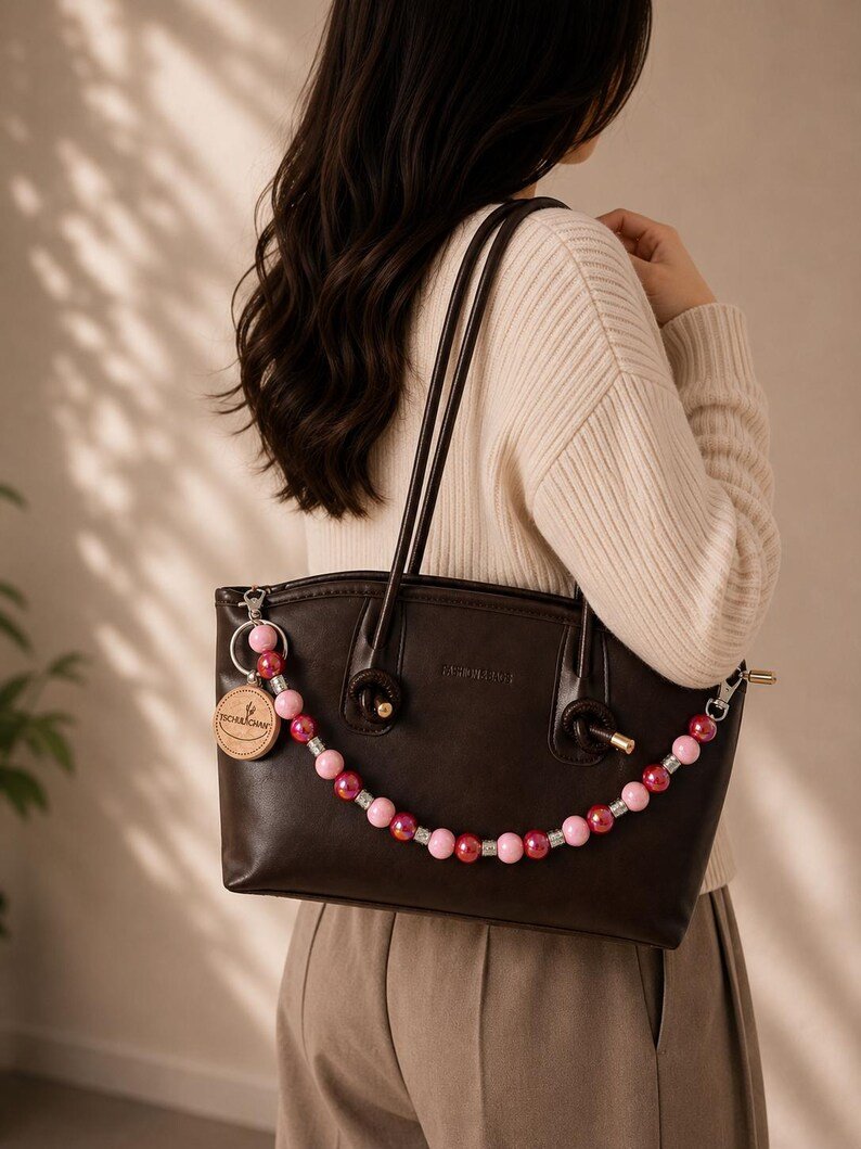 CherryLove Pink Taschenkette Bunt - Handgemachter Geschenkidee für Frauen & Mädchen