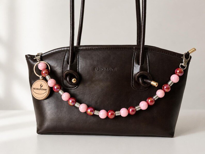 CherryLove Pink Taschenkette Bunt - Handgemachter Geschenkidee für Frauen & Mädchen – Bild 4