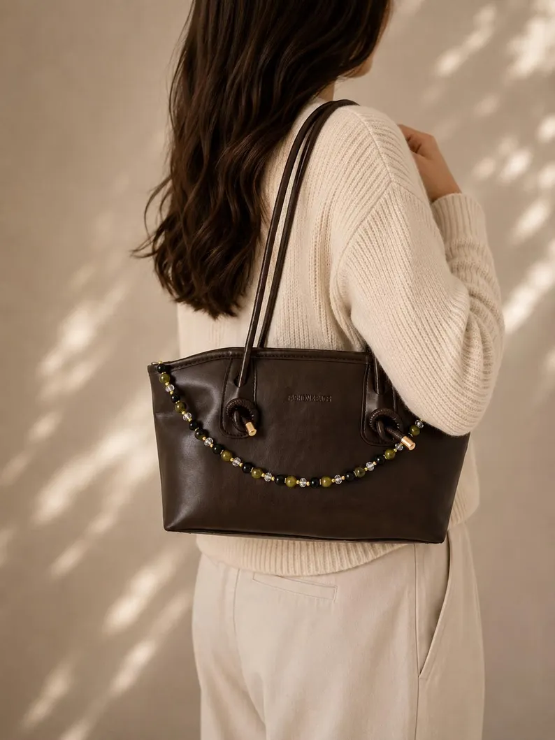 Olive Aura Taschenkette aus Perlen – Elegante handgemachte Bag Chain & Luxus‑Taschenaccessoire