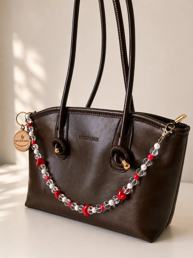 Sweet Love Rote Liebes Herz Taschenkette aus Perlen – Elegante & süßes Love‑Accessoire - Geschenkidee – Bild 2