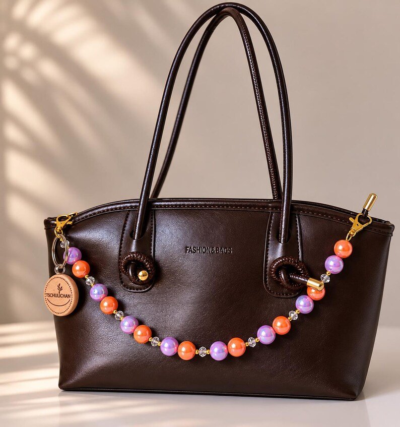 Ultra Violet Bunte Taschenkette aus Perlen – Handgemachte Bag Chain & ästhetisches Handtaschen‑Accessoire – Bild 6