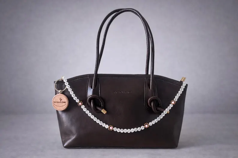 The Daily One Perlen Taschenkette Handmade – Minimalistische Elegante Bag Chain, Aesthetic & Geschenk für Frauen – Bild 2